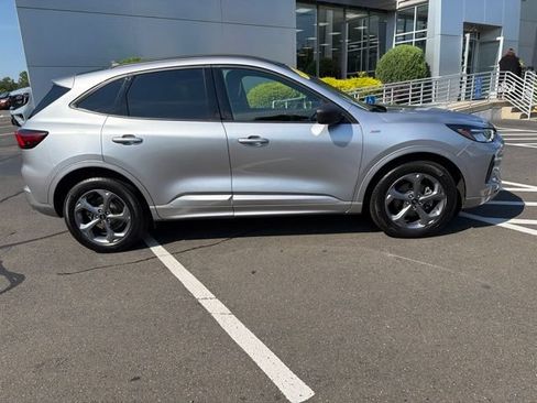 Used 2023 Ford Escape ST-Line w/ Tech Pack #1 AWD/4WD image 8