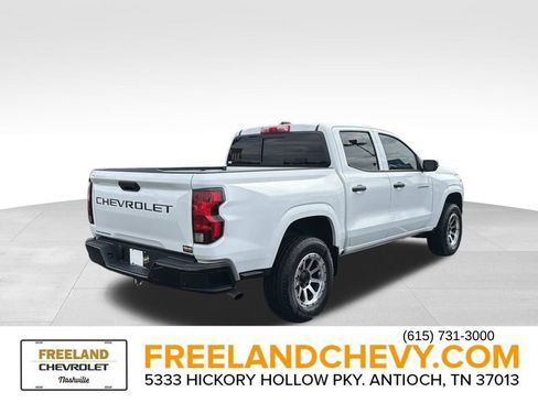 Used 2024 Chevrolet Colorado W/T w/ WT Convenience Package II RWD image 3