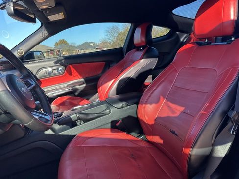 Used 2016 Ford Mustang GT Premium image 5