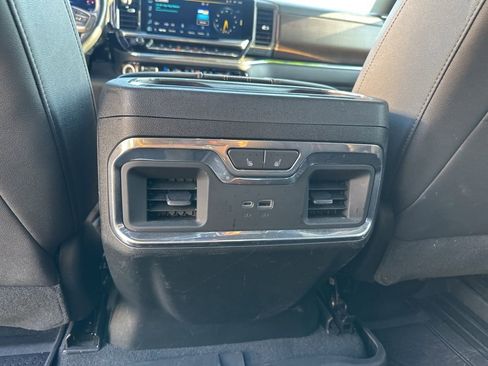 Used 2024 Chevrolet Silverado 2500 High Country w/ High Country Premium Package AWD/4WD image 32