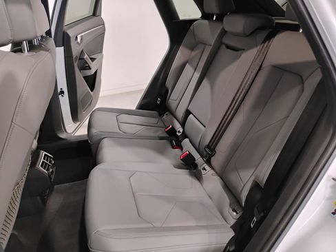 Used 2023 Audi Q3 2.0T Premium Plus w/ Premium Plus Package image 12