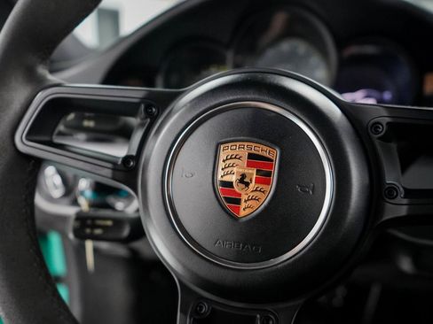 Used 2018 Porsche 911 GT3 RWD image 28