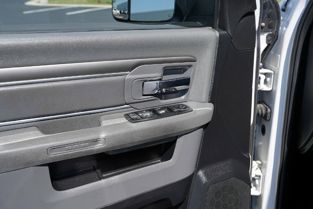 Used 2014 RAM 1500 Outdoorsman AWD/4WD image 23