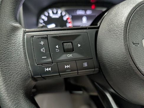 Used 2021 Nissan Rogue S image 21
