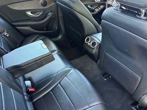 Used 2019 Mercedes-Benz C 300 Sedan image 29