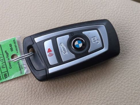 Used 2020 BMW 430i xDrive Convertible w/ Convenience Package image 26