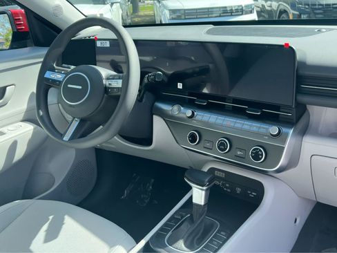 Certified 2026 Hyundai Kona SE AWD/4WD image 20