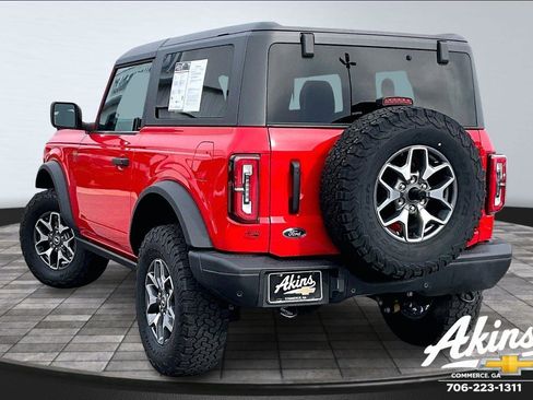 Used 2023 Ford Bronco Badlands image 4