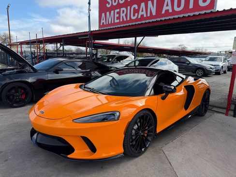Used 2020 McLaren GT image 17