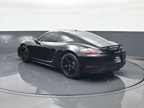 Used 2018 Porsche 718 Cayman image 5
