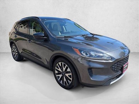 Used 2020 Ford Escape SE Sport FWD image 3