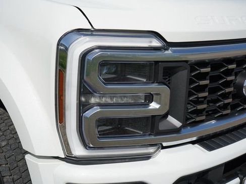 Used 2025 Ford F450 Platinum w/ Camper Package image 12