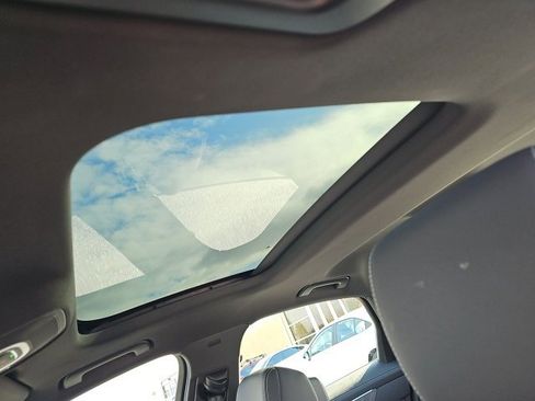 Used 2024 Audi A6 Premium Plus image 10