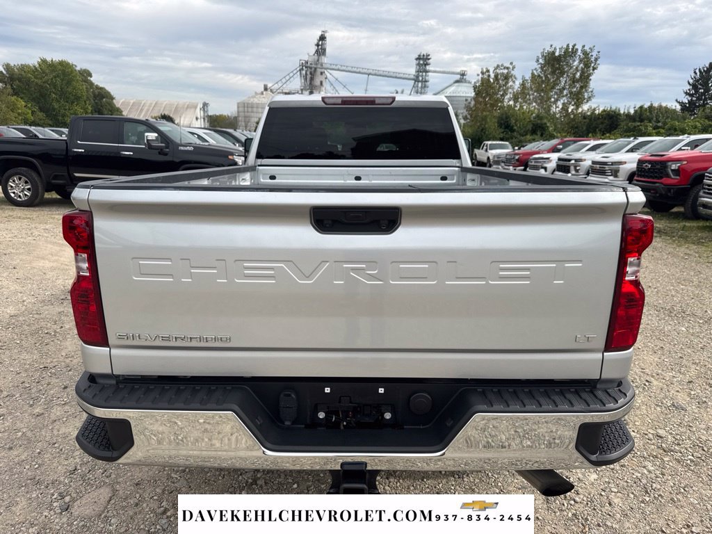 Used 2022 Chevrolet Silverado 3500 LT w/ Convenience Package AWD/4WD image 4