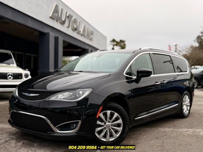 Used 2019 Chrysler Pacifica Touring-L