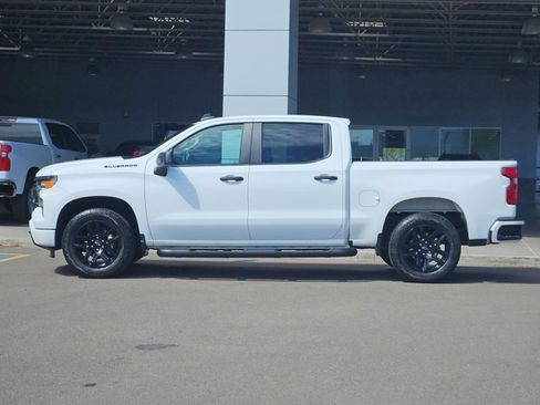 Used 2024 Chevrolet Silverado 1500 Custom w/ Turbomax Blackout Package RWD image 5