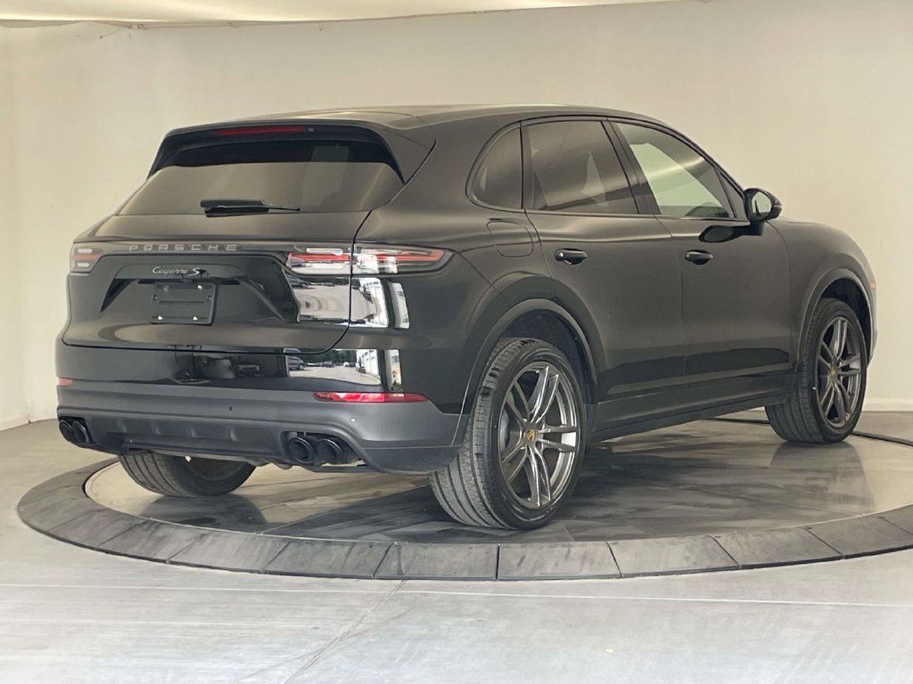 Certified 2023 Porsche Cayenne S Platinum AWD/4WD image 7