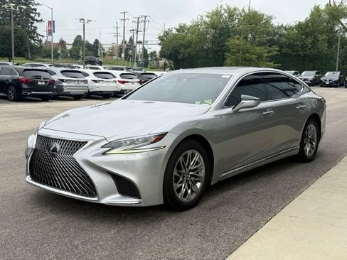 Used 2018 Lexus LS 500h AWD w/ Accessory Package (Z1) image 4