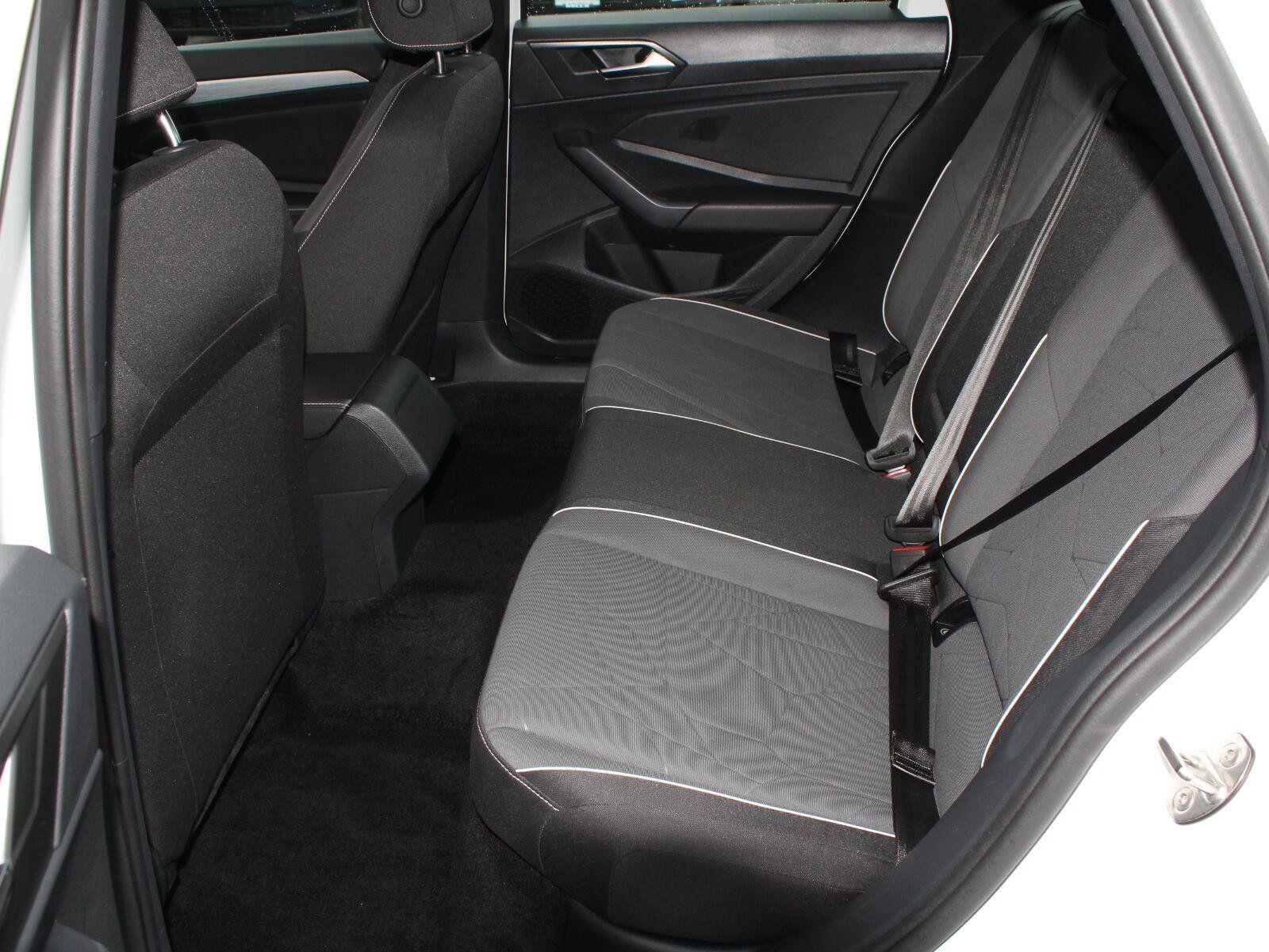 Used 2025 Volkswagen Jetta Sport FWD image 16