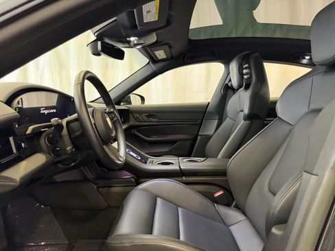 Used 2023 Porsche Taycan 4S image 5