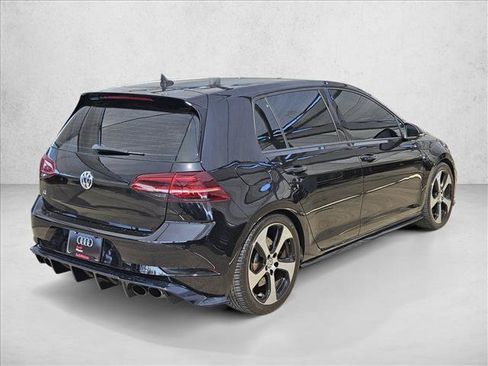 Used 2018 Volkswagen Golf R 4-Door AWD/4WD image 5