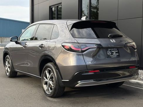 Used 2024 Honda HR-V EX-L image 3