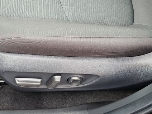 Certified 2025 Toyota RAV4 XLE image 22