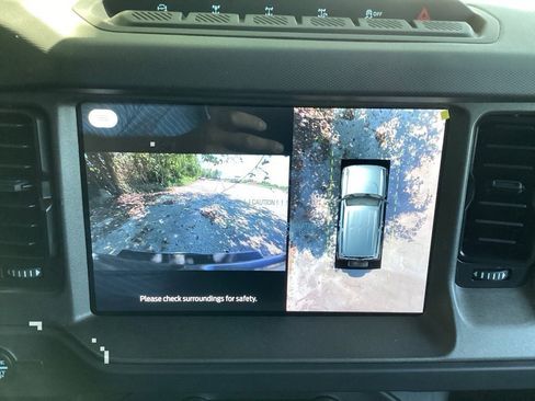 New 2025 Ford Bronco Badlands image 53