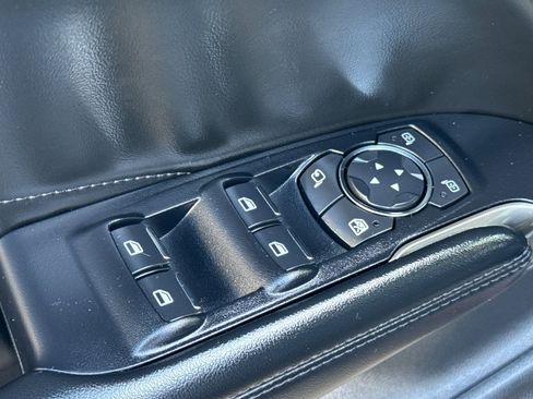 Used 2017 Lincoln MKC Reserve AWD/4WD image 12