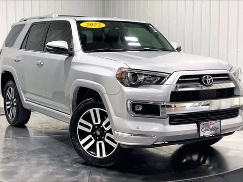 Used 2022 Toyota 4Runner Limited AWD/4WD image 3