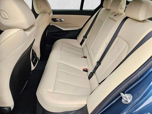 New 2026 BMW 330i Sedan w/ M Sport Package image 15