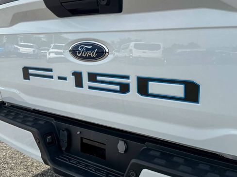 Used 2023 Ford F150 Lightning XLT AWD/4WD image 21