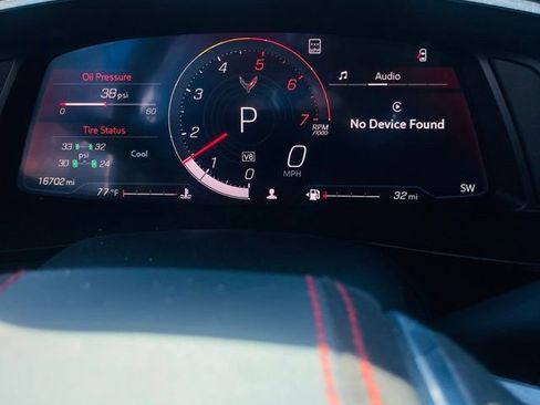 Used 2021 Chevrolet Corvette Stingray Premium Conv w/ Z51 Performance Package image 9