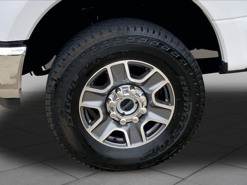 Used 2020 Ford F250 Lariat w/ Lariat Value Package AWD/4WD image 21