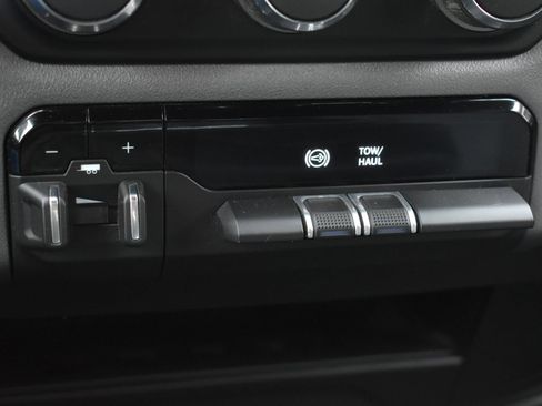 Used 2024 RAM 2500 Big Horn image 28