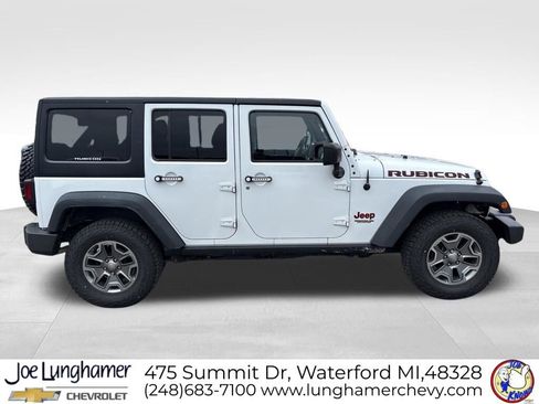 Used 2015 Jeep Wrangler Unlimited Rubicon image 24
