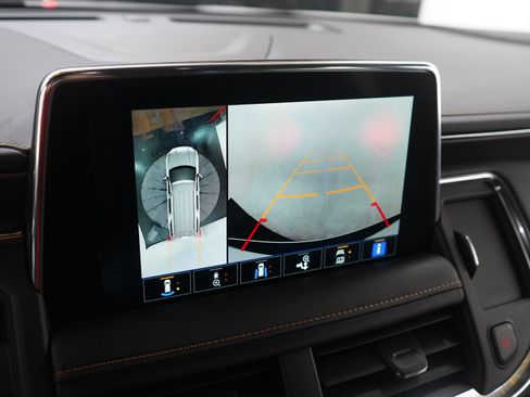 Used 2024 GMC Yukon XL AT4 w/ Technology Package image 23