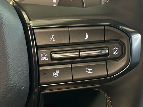 New 2026 GMC Terrain AT4 w/ Convenience Package III image 27