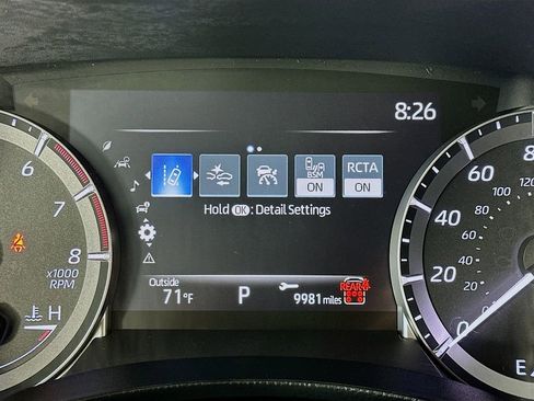 Used 2024 Toyota Highlander LE image 15