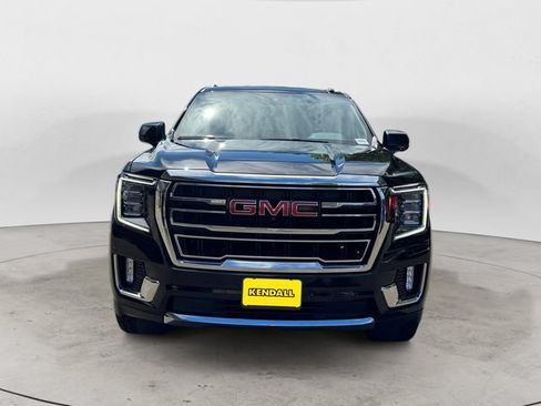 Used 2024 GMC Yukon XL SLT w/ SLT Luxury Package AWD/4WD image 2