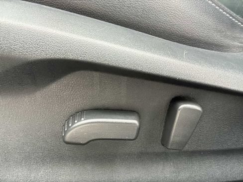 Used 2020 Subaru Impreza 2.0i Limited w/ Popular Package #2 image 14