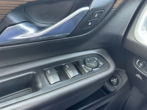 Used 2020 GMC Terrain SLE w/ Driver Convenience Package image 34