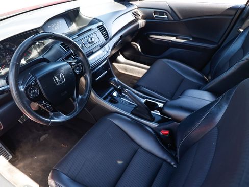 Used 2016 Honda Accord Sport image 10