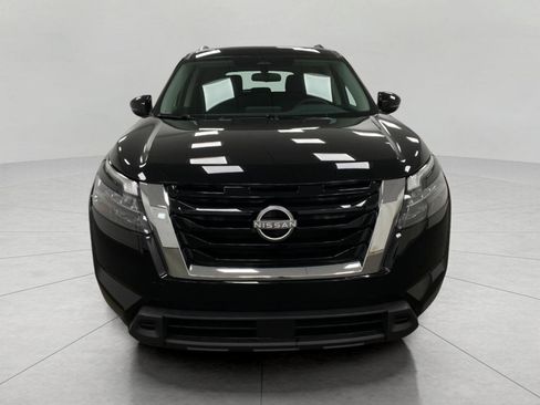 Certified 2024 Nissan Pathfinder SV AWD/4WD image 9