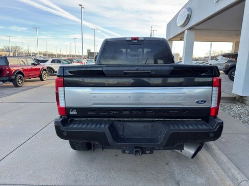 Used 2017 Ford F350 Platinum w/ Platinum Ultimate Package image 6