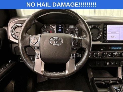 Used 2021 Toyota Tacoma TRD Off-Road AWD/4WD image 5
