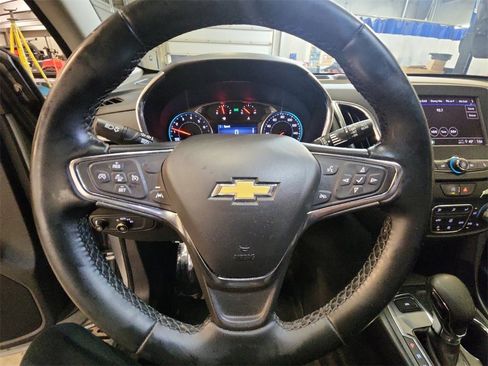 Certified 2024 Chevrolet Equinox LT w/ LPO, Floor Liner Package image 15