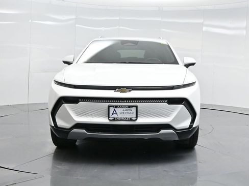 Used 2025 Chevrolet Equinox EV LT w/ Convenience Package image 38