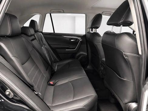 Used 2021 Toyota RAV4 XLE Premium AWD/4WD image 21