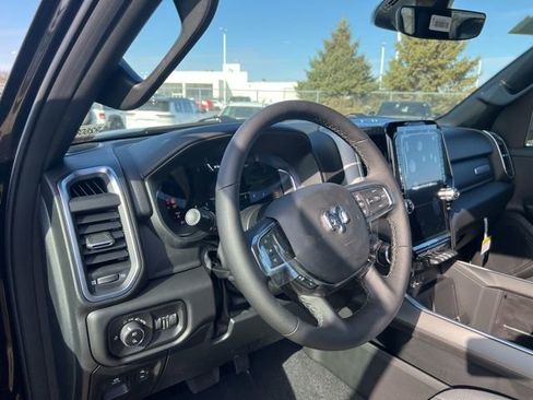 New 2026 RAM 1500 4x4 Crew Cab image 10